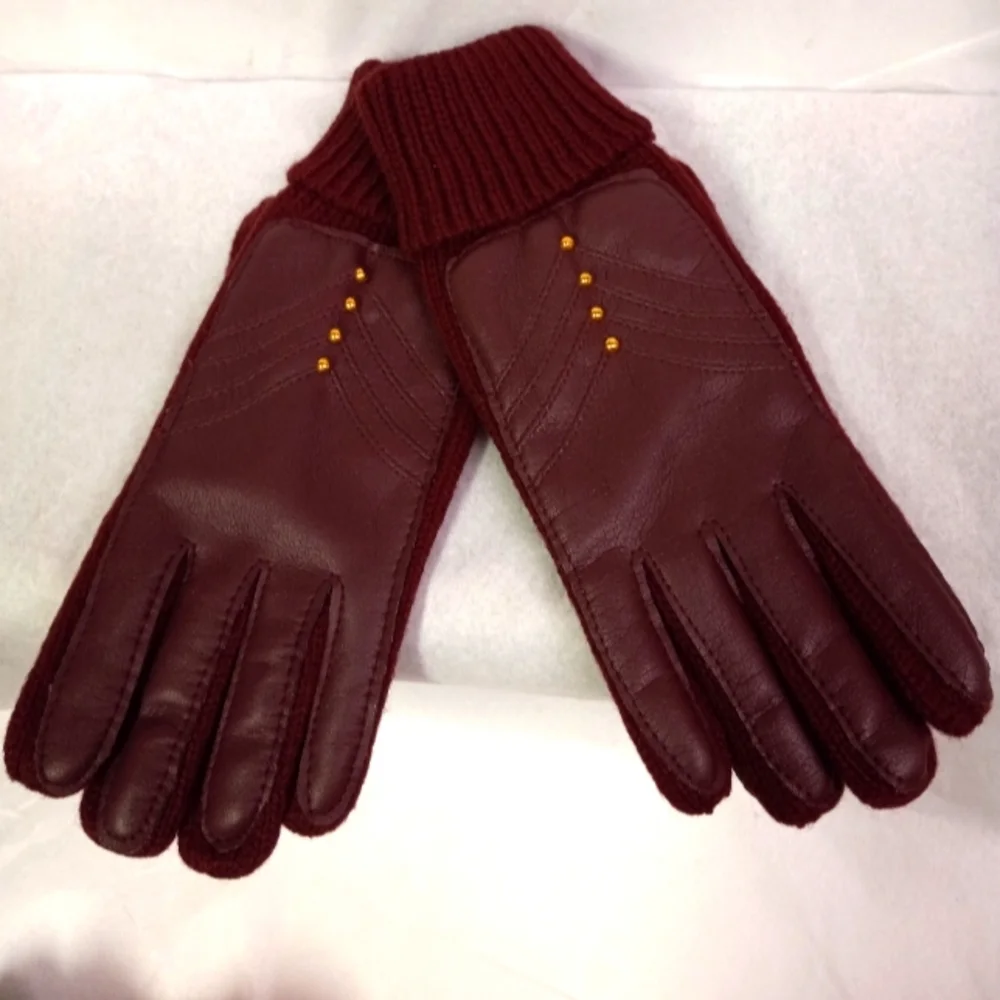 WINTER Gloves Womens Burgumdy Polyvinyl Palm & Back, Gold Beads Embellishments - Picture 1 of 3